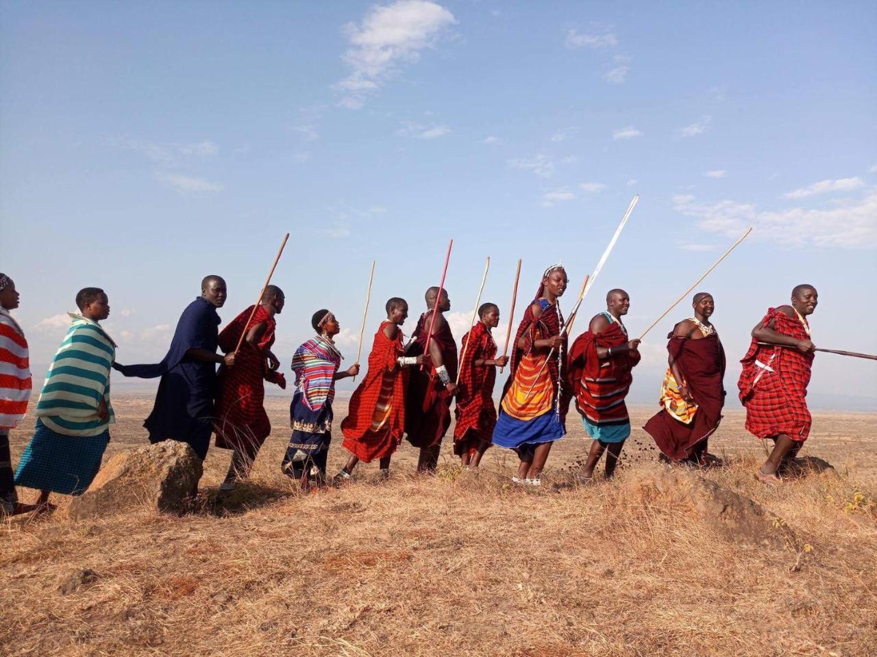 Osiligilai Maasai Lodge Sanya Juu Exteriör bild