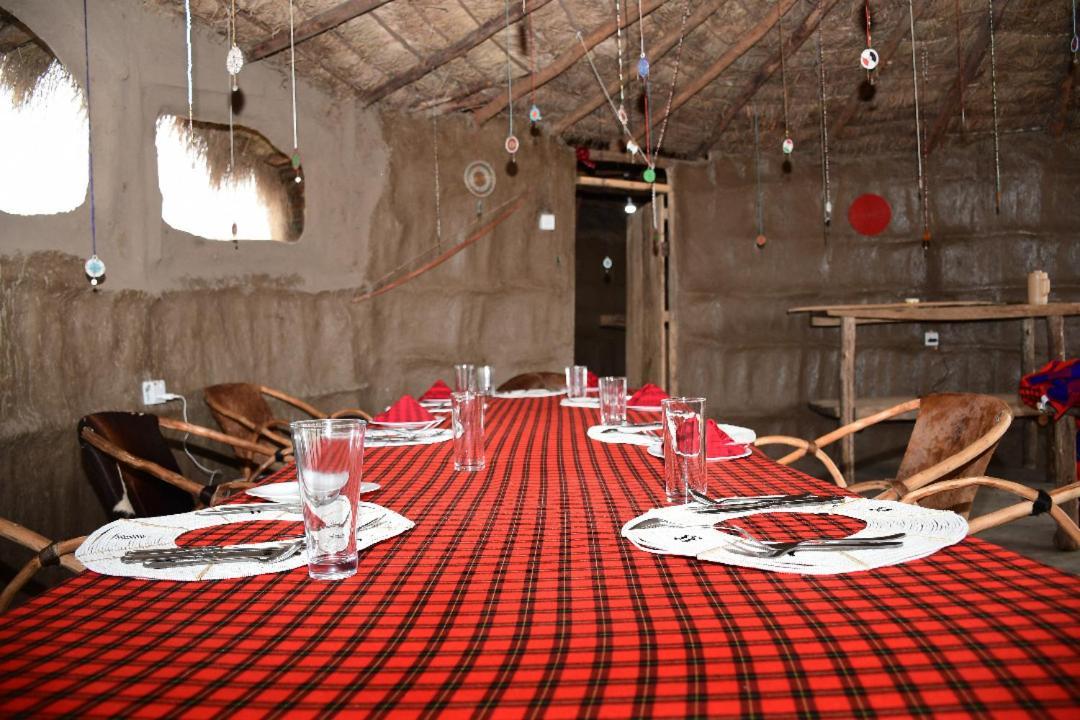 Osiligilai Maasai Lodge Sanya Juu Exteriör bild