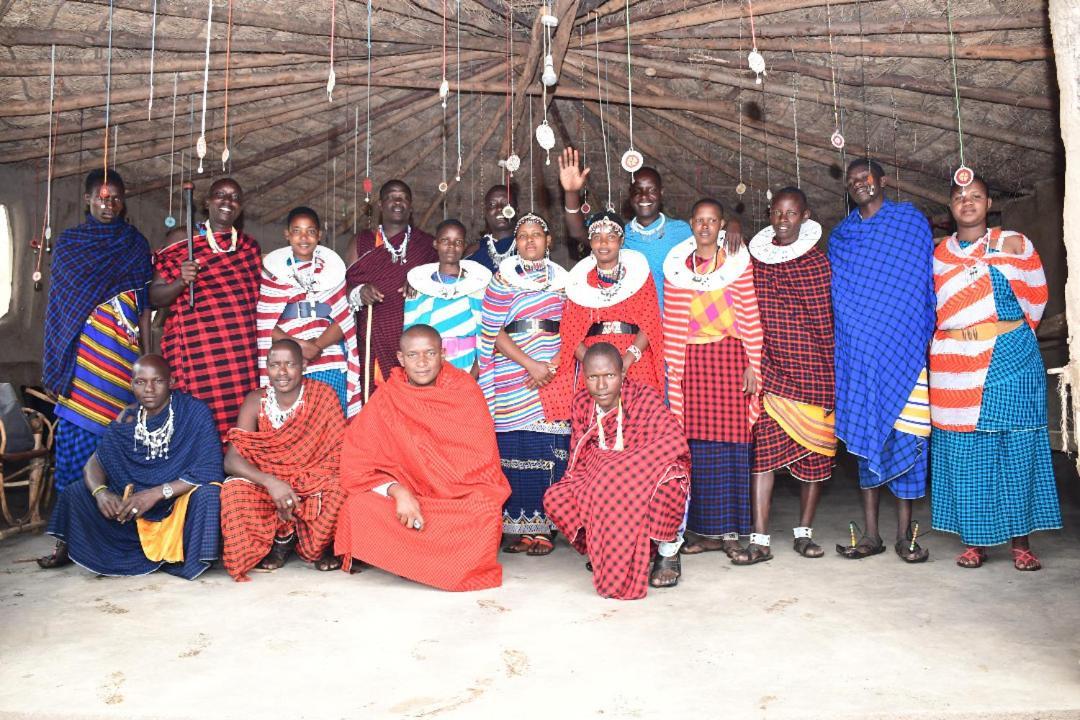 Osiligilai Maasai Lodge Sanya Juu Exteriör bild
