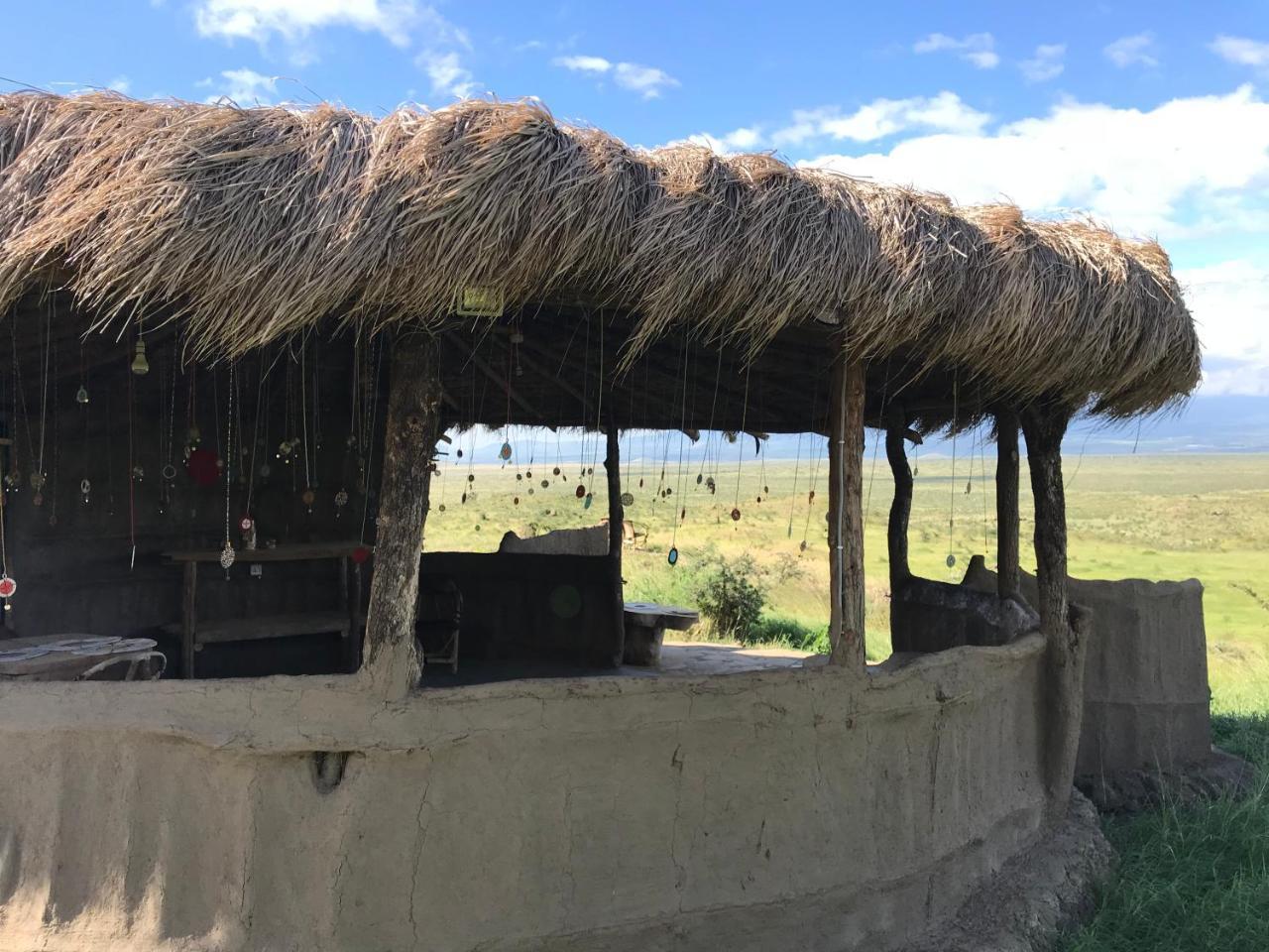 Osiligilai Maasai Lodge Sanya Juu Exteriör bild