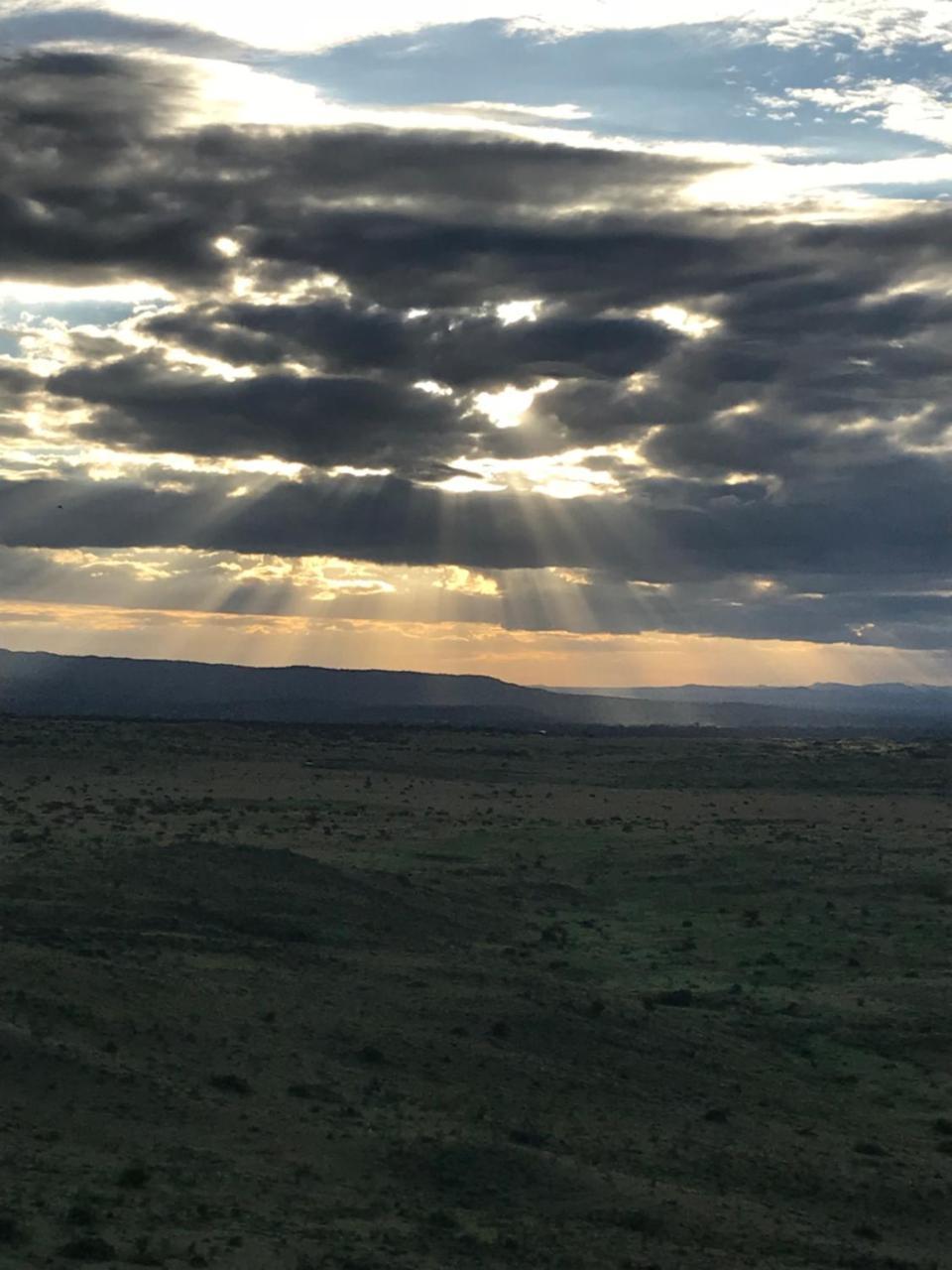 Osiligilai Maasai Lodge Sanya Juu Exteriör bild