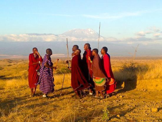 Osiligilai Maasai Lodge Sanya Juu Exteriör bild