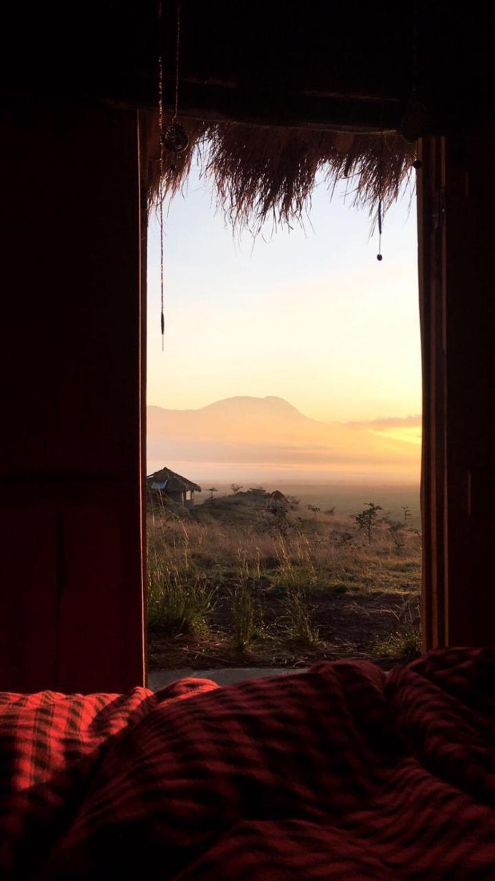 Osiligilai Maasai Lodge Sanya Juu Exteriör bild